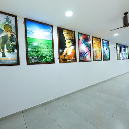 Temple View Residency Hotel Chottanikara Ngoại thất bức ảnh